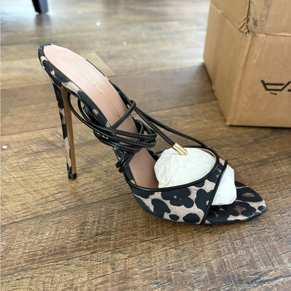 Brand new cheetah Identita stilettos never been worn